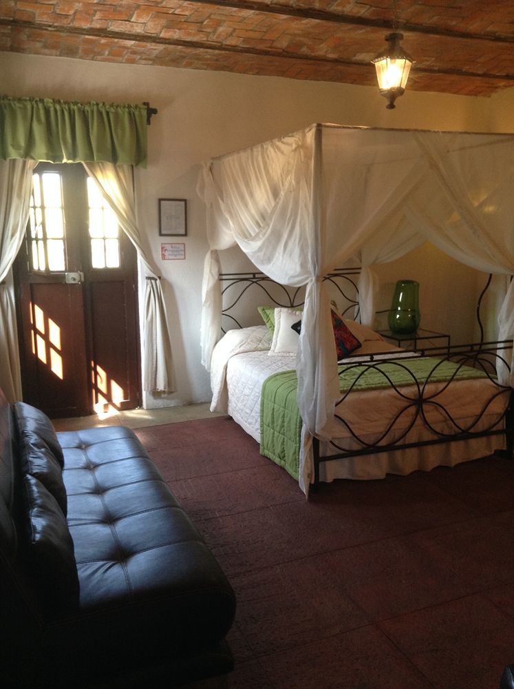 Hotel Casa Armonia ทลาคิวปาก ภายนอก รูปภาพ