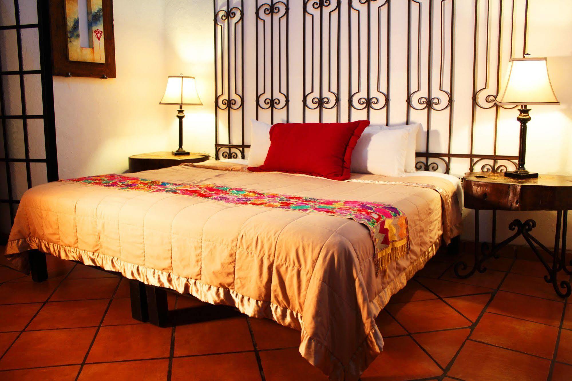 Hotel Casa Armonia ทลาคิวปาก ภายนอก รูปภาพ