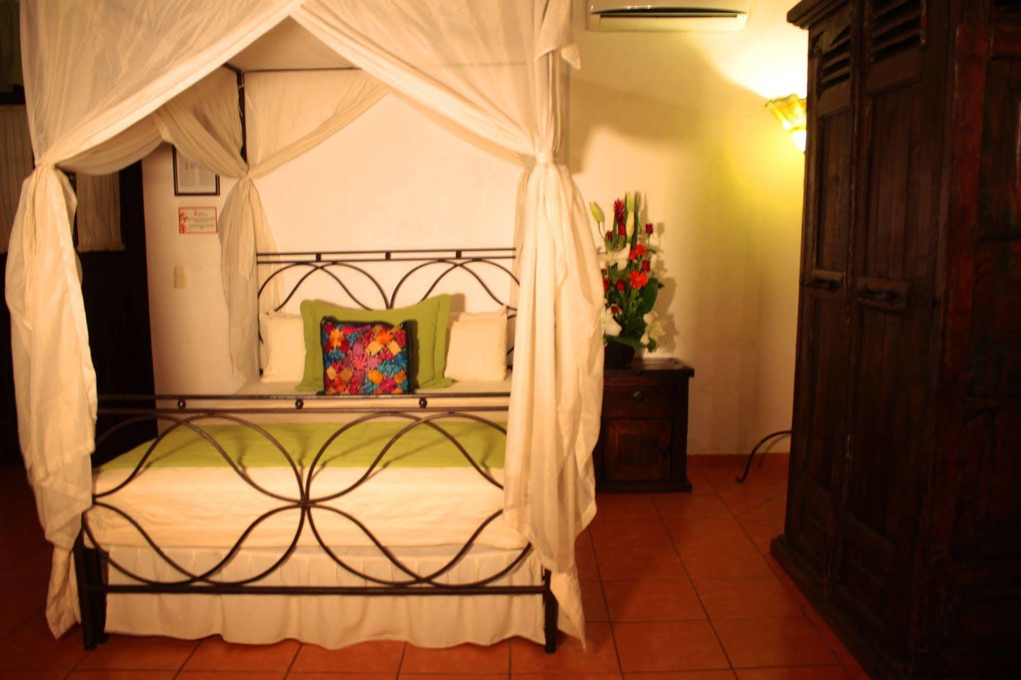 Hotel Casa Armonia ทลาคิวปาก ภายนอก รูปภาพ