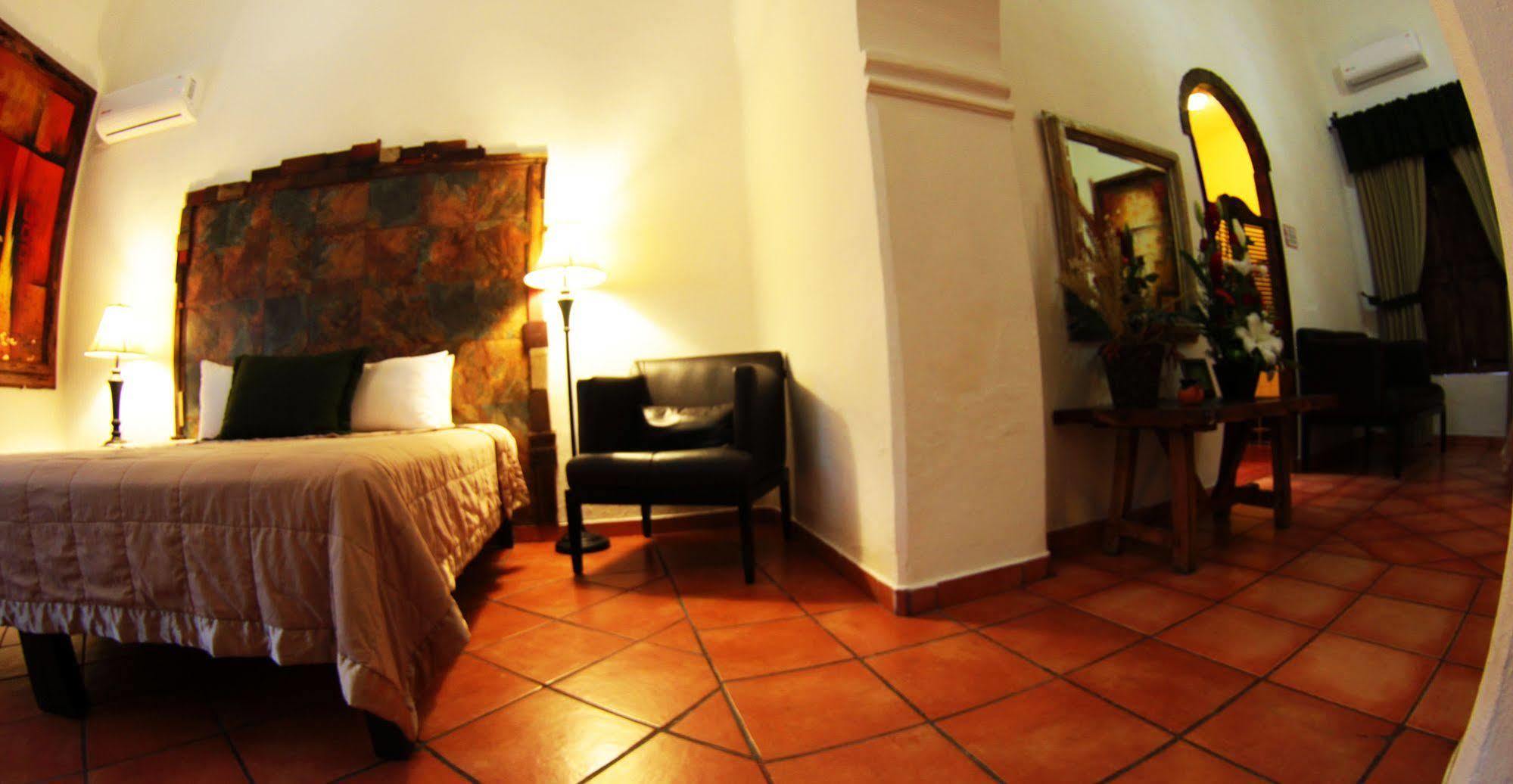 Hotel Casa Armonia ทลาคิวปาก ภายนอก รูปภาพ
